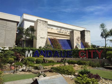 Hall Of Justice Mandaue City .